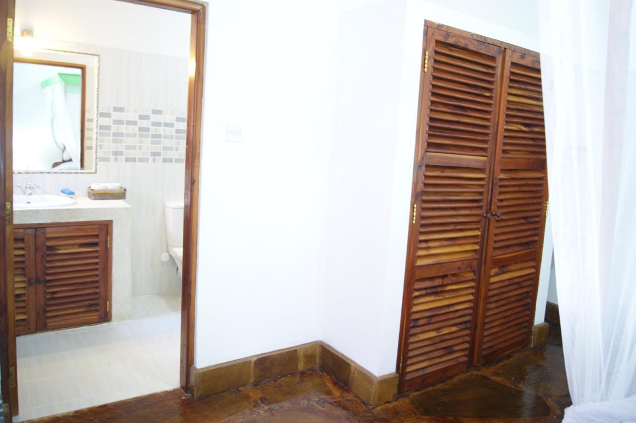 Luciano & Grace Apartments Watamu Bagian luar foto