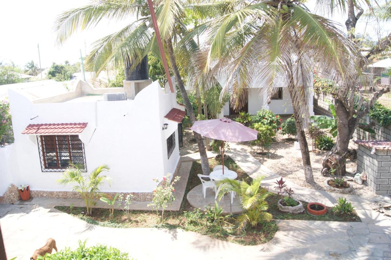 Luciano & Grace Apartments Watamu Bagian luar foto