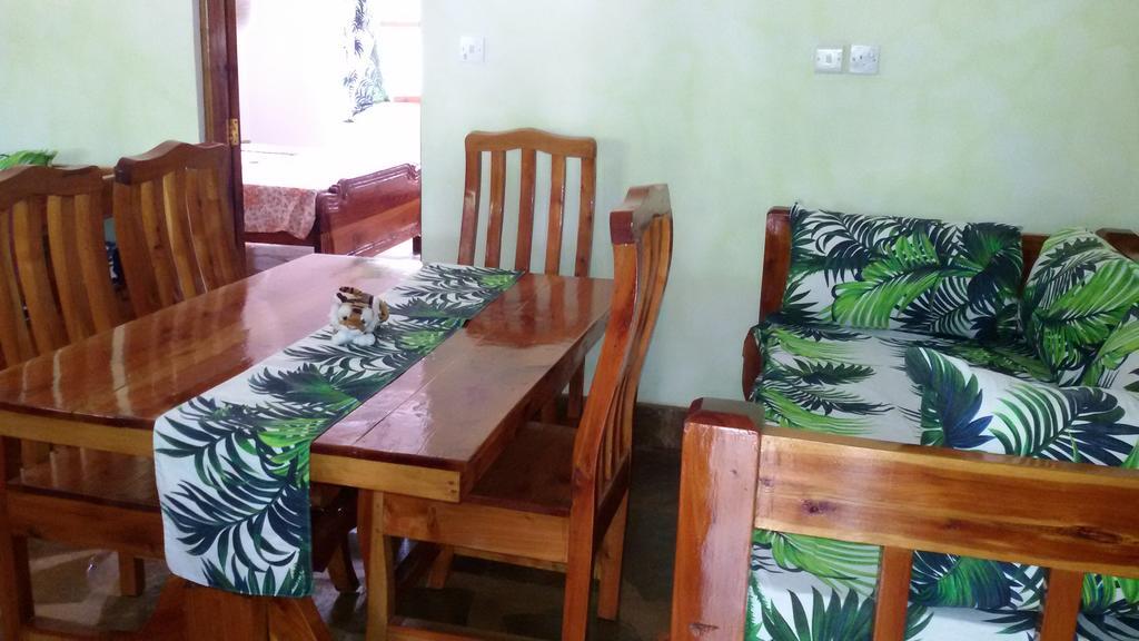 Luciano & Grace Apartments Watamu Bagian luar foto